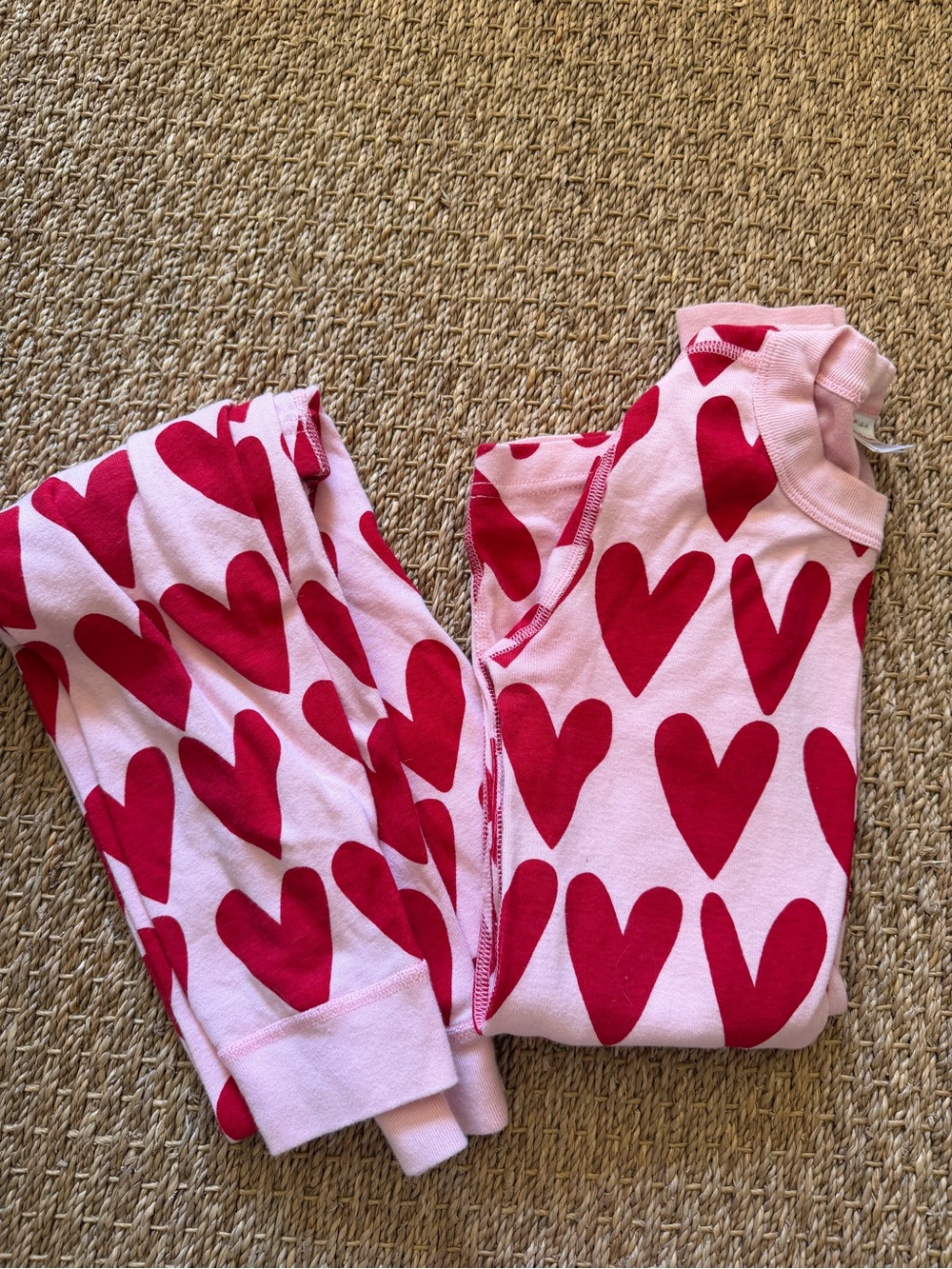 Hanna Andersson Pink and Red Heart Pajama Set